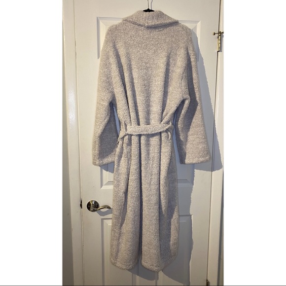 Barefoot Dreams Robe - Picture 4 of 5